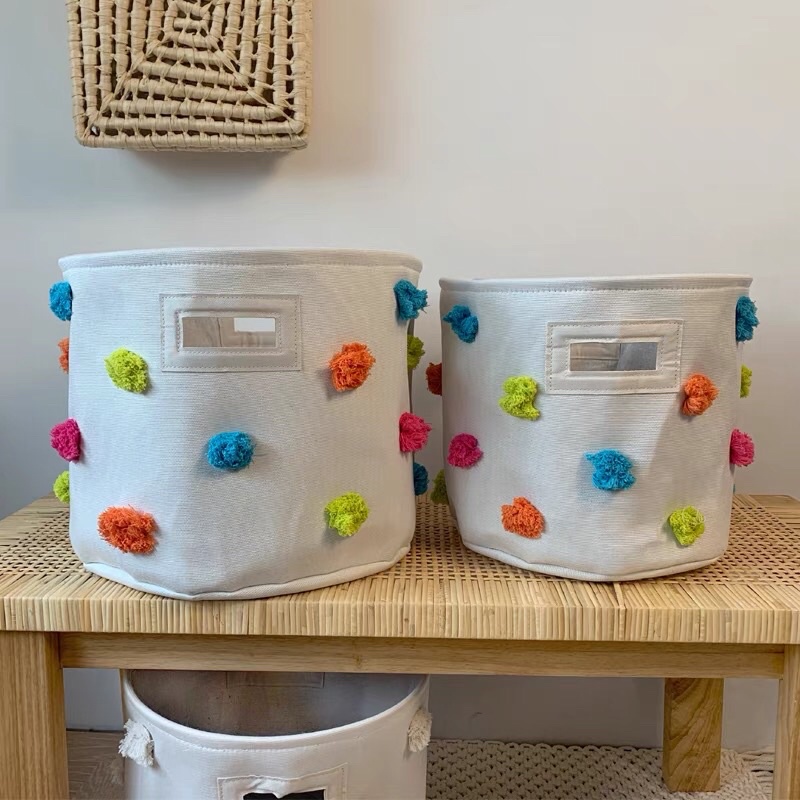 [預購7-20天] 寶寶玩具收納筐髒衣桶彩色毛球布藝收納加厚三層零食兒童房雜物筐