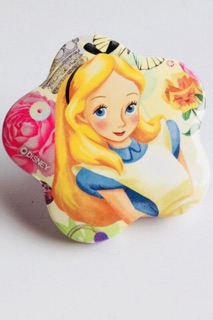 (現貨)愛麗絲別針 愛麗絲胸針 愛麗絲 Alice 迪士尼 Disney 公主系列 公主別針 包包別針 妙妙貓 時間兔
