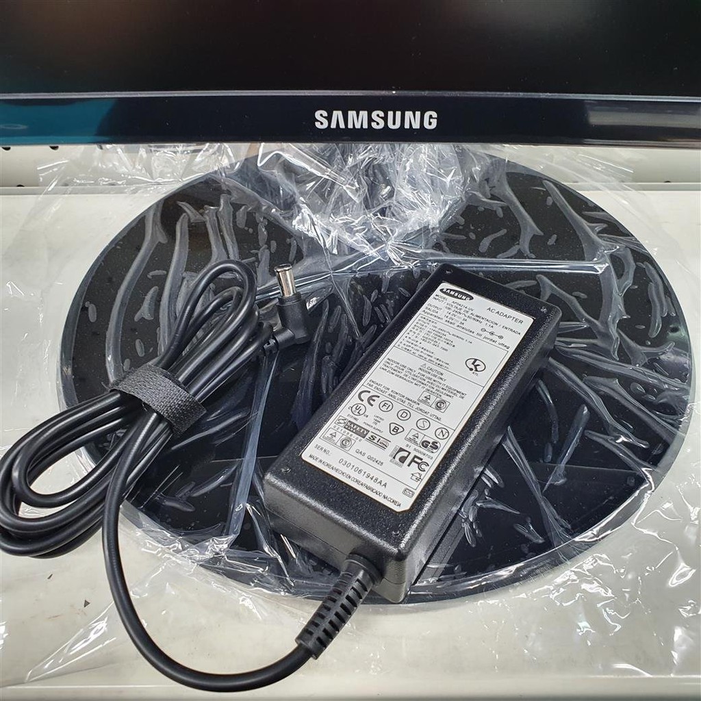 三星 Samsung . 規格 變壓器 14V C24F390FHE C27F390FHE 曲面液晶 充電器 電源線