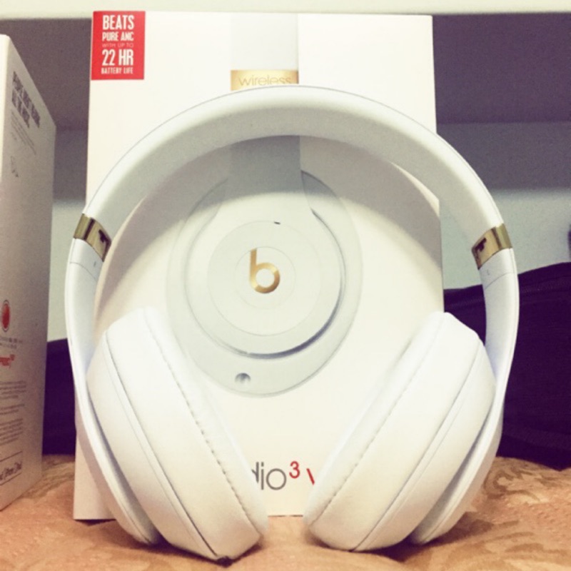 二手正品現貨Beats studio3 wireless 盒裝配件齊全