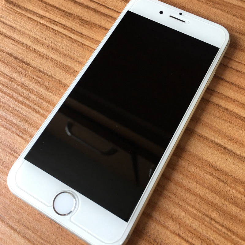 Iphone6 銀色 64G 已致授權中心換電池 附全新充電