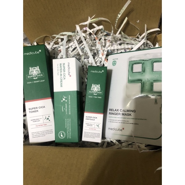 MEDICUBE  新款積雪草修護化妝水 積雪草爽膚棉 積雪草補水面霜 積雪草修護精華