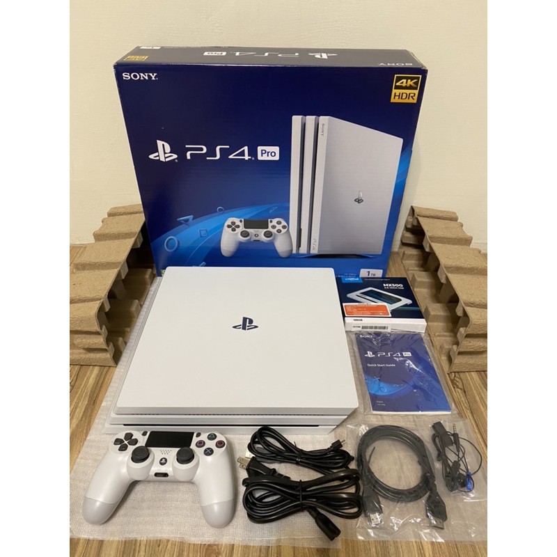 PalySation PS4 Pro主機 /冰河白 台灣公司貨 已更換SSD固態硬碟