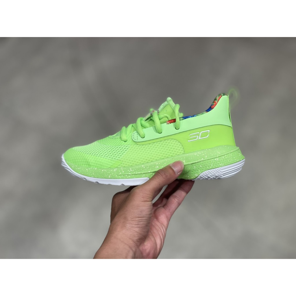 curry 7 neon