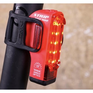 Lezyne Strip Pro 300 流明數 LED 警示燈 後燈