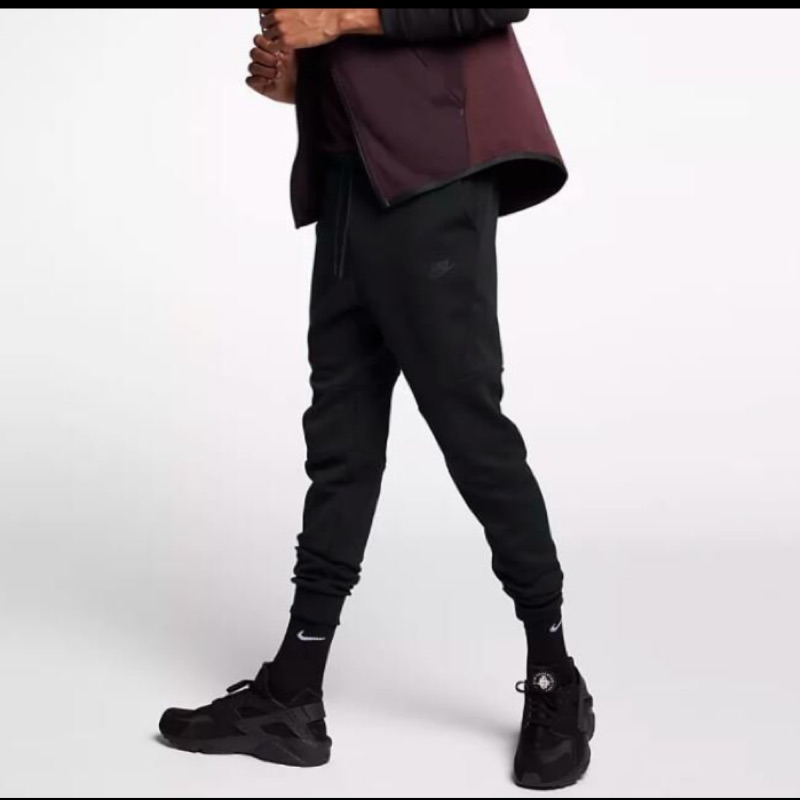 nsw tech fleece jogger