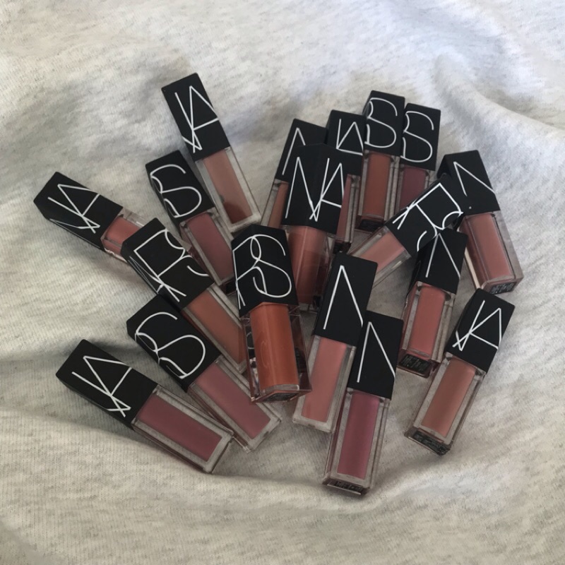 現貨🏖NARS 裸色唇彩Spike Wanted Velvet Lip Glide