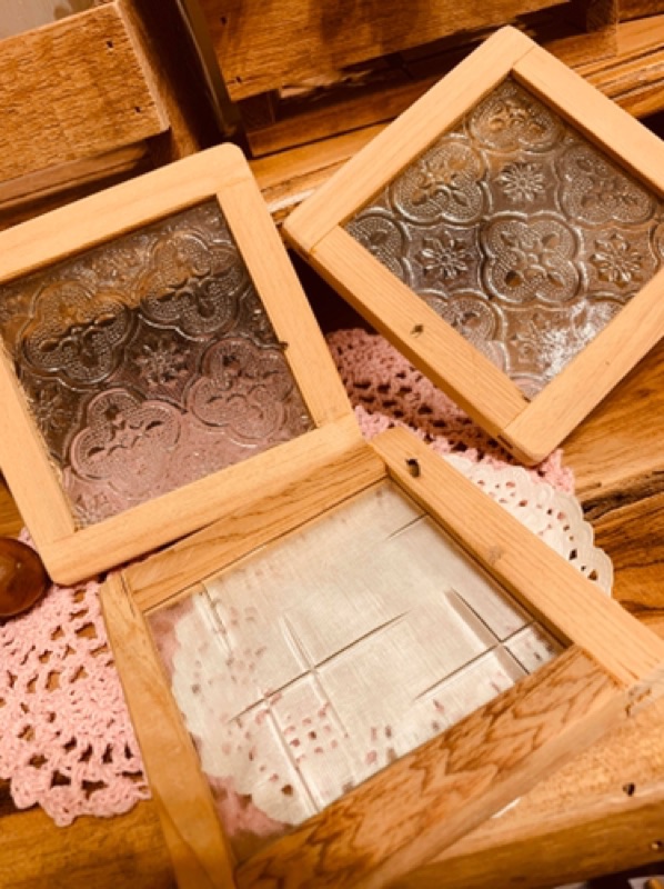 檜木復古玻璃杯墊mit 布紋十字星海棠花每片180元杯套組250元購買前請閱讀商品詳情 蝦皮購物