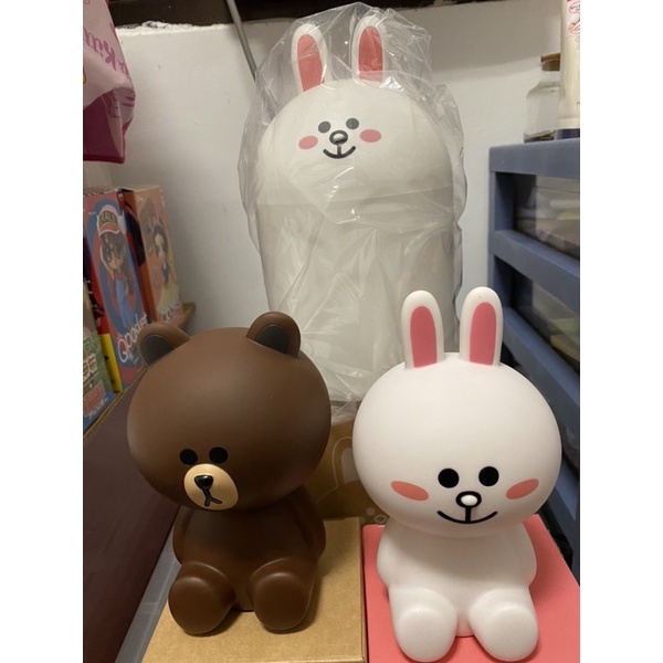 Line Friends 熊大 兔兔 莎莉 迷你垃圾桶 桌上型垃圾桶 立體手機座 存錢筒 禮物 全家 抱枕