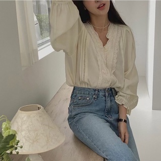 ANGELS TEARS 正韓🇰🇷｜氣質V領緹花蕾絲上衣｜blouse 襯衫 長袖上衣 氣質上衣 甜美 韓國代購 東大門