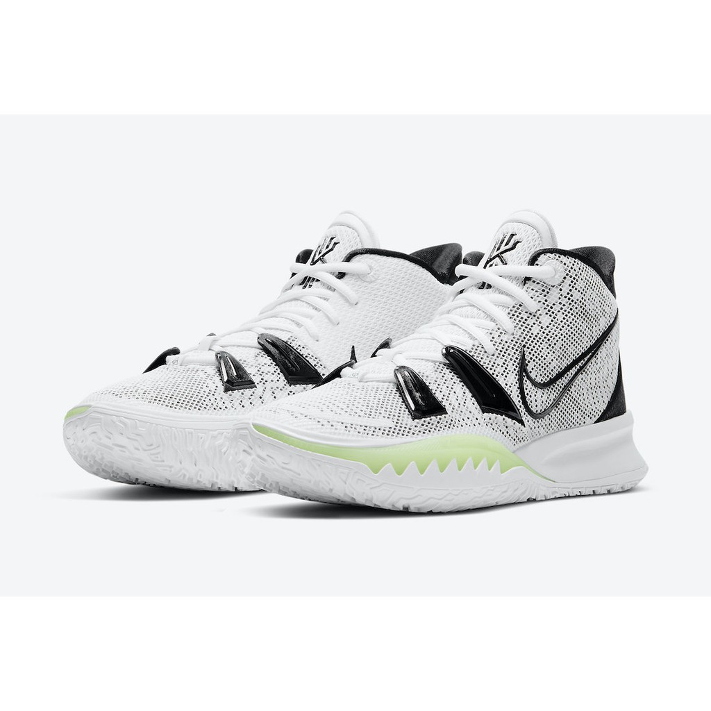 nike kyrie low 7