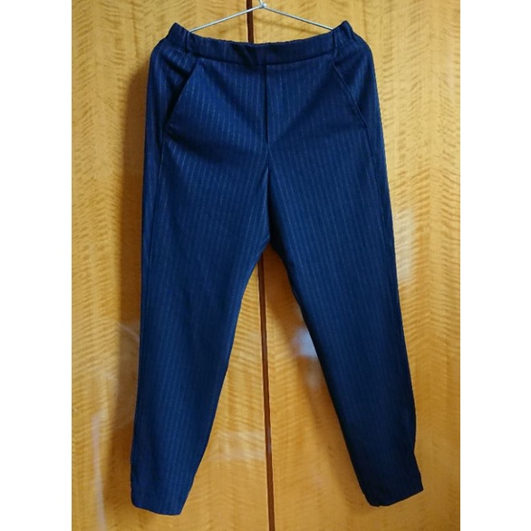 [二手] uniqlo 條紋束口褲(深藍棕條)