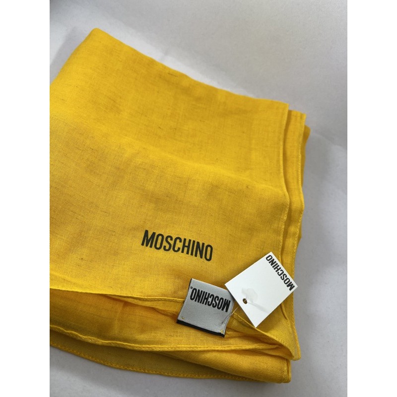 Moschino圍巾