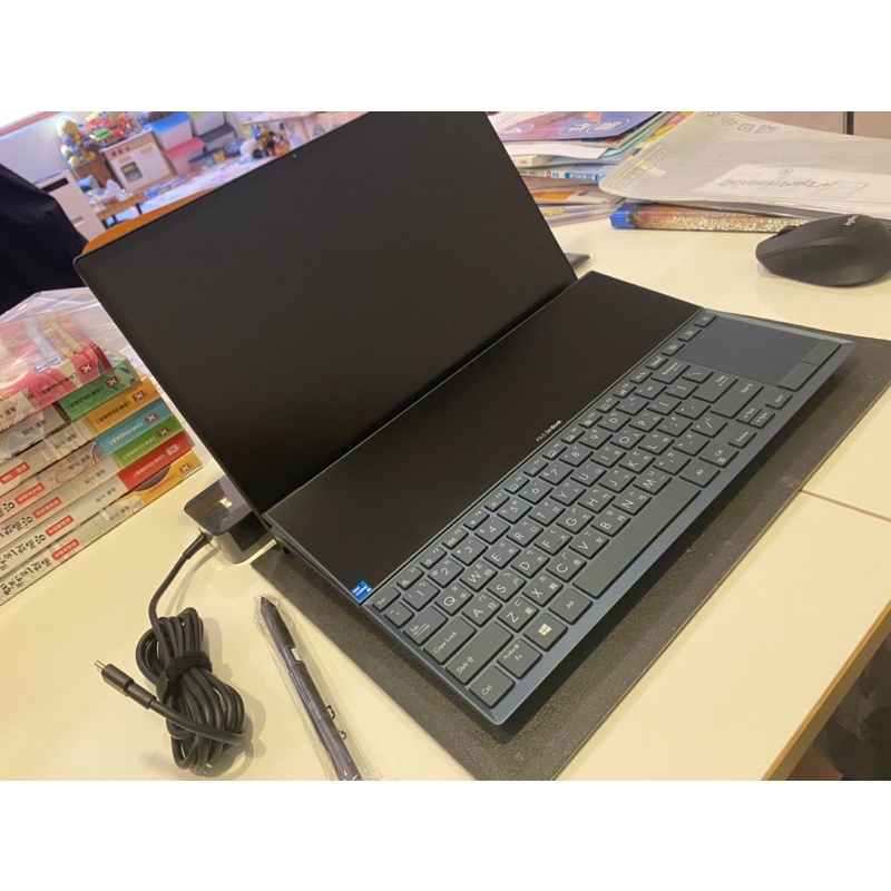 ASUS ZenBook Duo UX482EG 蒼宇藍 (九成九新)