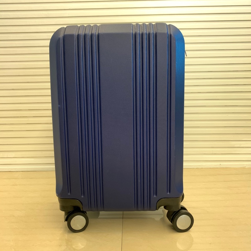 二手20吋行李箱🧳帶鎖登機箱360°滑輪