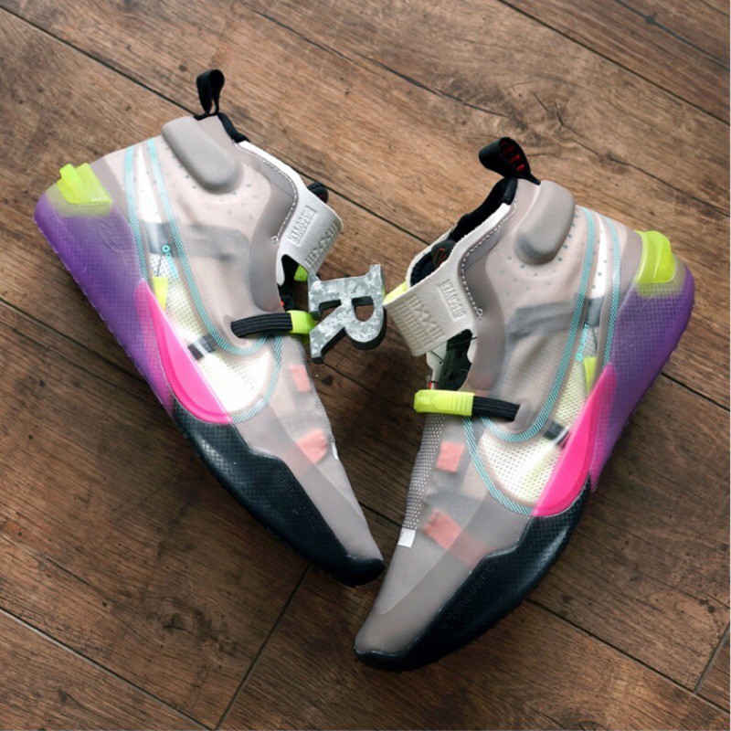 kobe off white