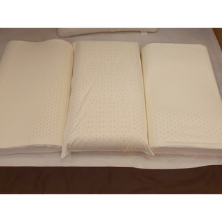 工廠直營--頂級枕頭系列特賣.傳統麵包型枕.人體工學波浪型枕.人體工學蝶型枕.各式乳膠枕.防螨抗菌乳膠枕