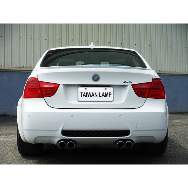 &lt;台灣之光&gt;現貨 全新BMW E90 09 10 11 12年4門LCI小改款原廠型全LED尾燈外側318D 320I