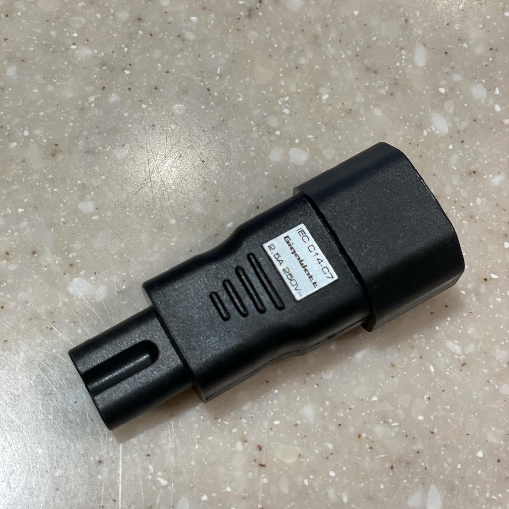 《南港-傑威爾音響》來自波蘭 GigaWatt IEC60320 音響專用 IEC320-C7 插頭適配器 轉接頭