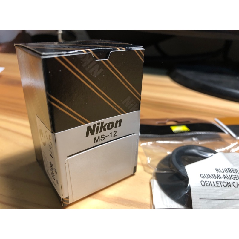 Nikon F100 原廠 三號電池夾 AA 全新