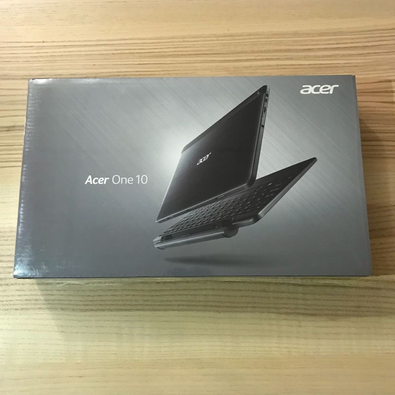 Acer One 10 S1003-1641 平板筆電