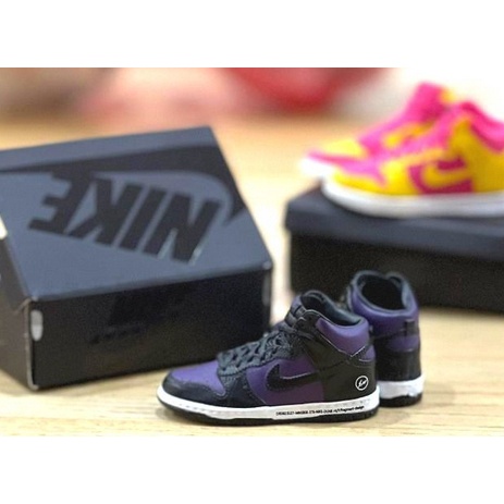 BLACK全新BANDAI x NIKE DUNK x FRAGMENT萬岱球鞋扭蛋模型公仔鞋 紫黑色