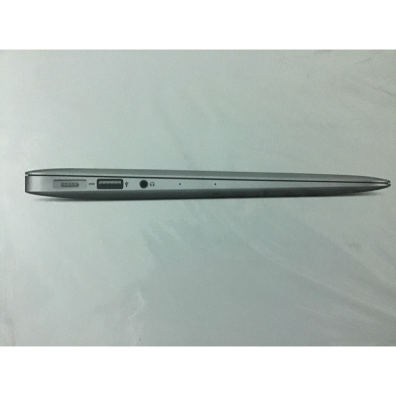 MacBook Air 11寸 2016年出廠