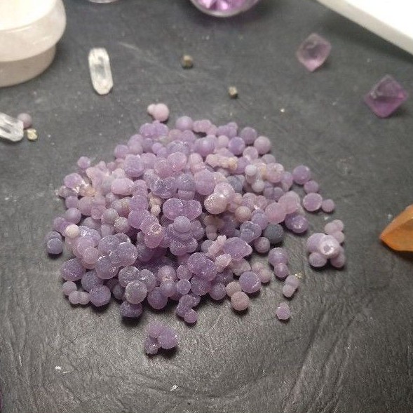印尼  紫玉瓍原礦   葡萄玉瓍