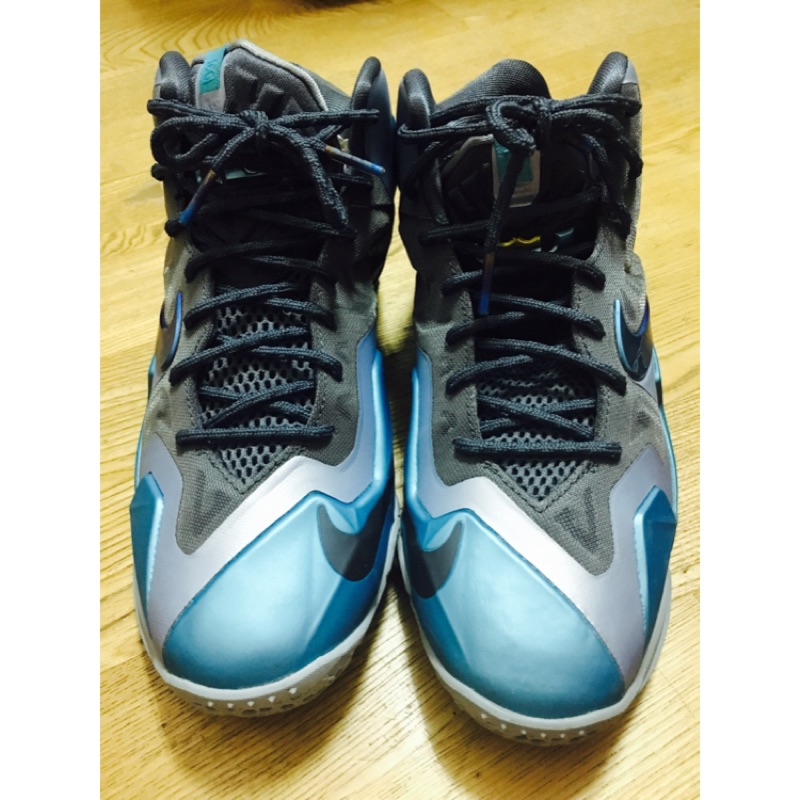 Nike Lebron 11 6Y 24cm