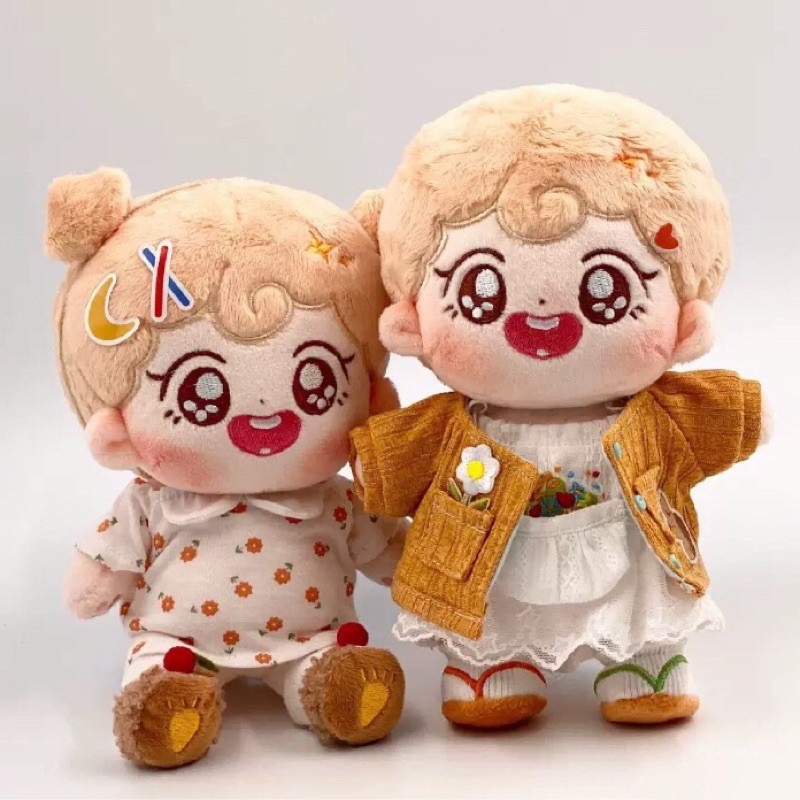 【現貨清倉】酥餅燦 日山鵝鵝 鵝鵝的衣櫃 娃衣 合作娃衣（20cm 一兜花花娃衣裙三件套）（玩偶 娃娃 棉花娃娃）