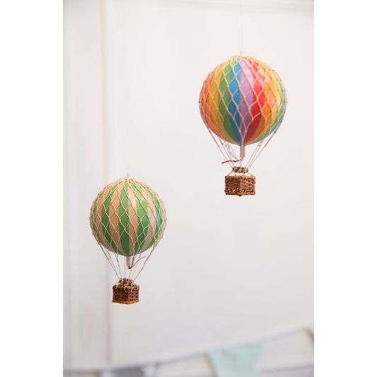 現貨 全新😉authentic model 熱氣球💖美國鄉村風 掛飾 吊飾 芬蘭進口 薄荷綠色小型 裝飾 佈置 嬰兒房