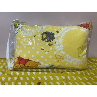 （全新）台灣製 迪士尼 維尼熊 黃色 抱枕/靠枕/幼兒園寢具