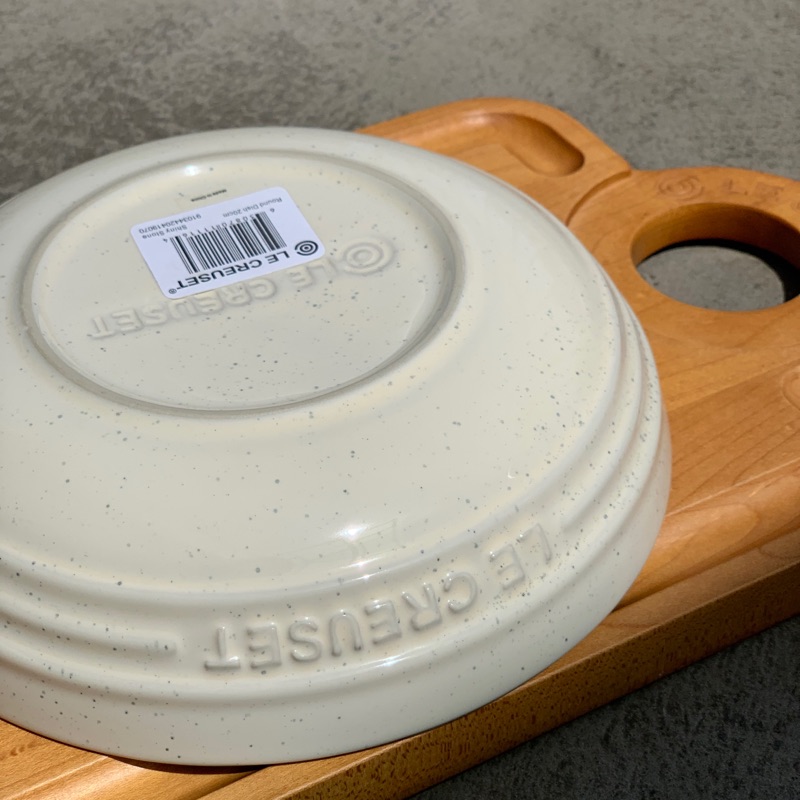 7。Le Creuset 深圓盤，盤，湯，20公分，全新附盒，水果盤，星空白，很實用
