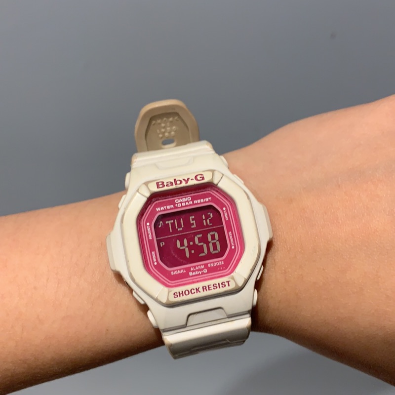 Casio Baby-G shock resist 女用手錶 白 粉色 錶帶可至gshock店面更換（降價450）