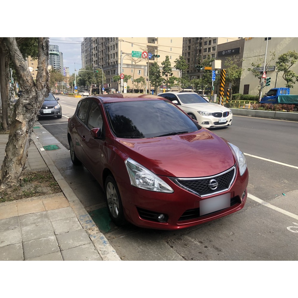 14 日產nissan Big Tiida 1 6 紅色 中古車二手車 蝦皮購物