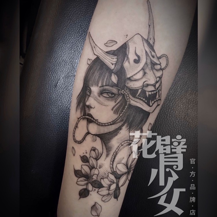 台灣現貨貓熊繽雰京都花魁惡女原宿鬼面龐克紋身貼紙和風z53 日系黑白浮世繪半臂班諾面具少女花朵紋身貼刺青黑