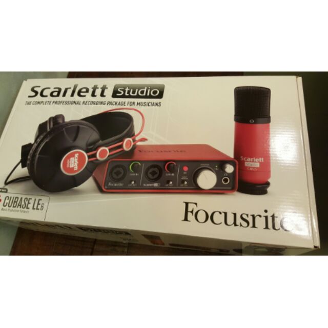 9成5新 Focusrite Scarlett Studio 2i2