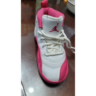 兒童Jordan 12代粉紅色籃球鞋