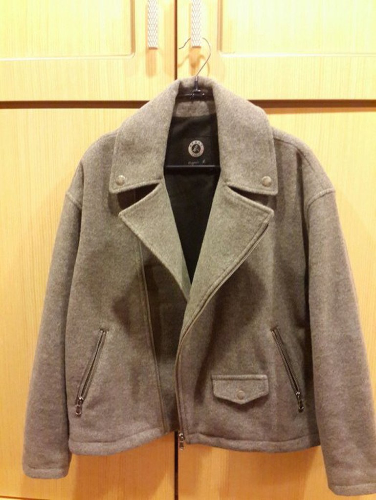 🉐️大特價中，原價12580 agnes b. SPORT b.厚外套，兩種型 只有一件，完全未穿出門，sport b.