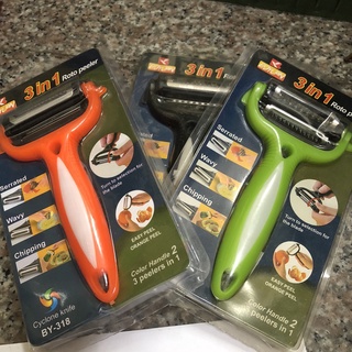 [沐沐屋] 旋轉刀片3合1刨刀 三合一多功能削皮器 旋轉削皮刀 刨皮 切絲器