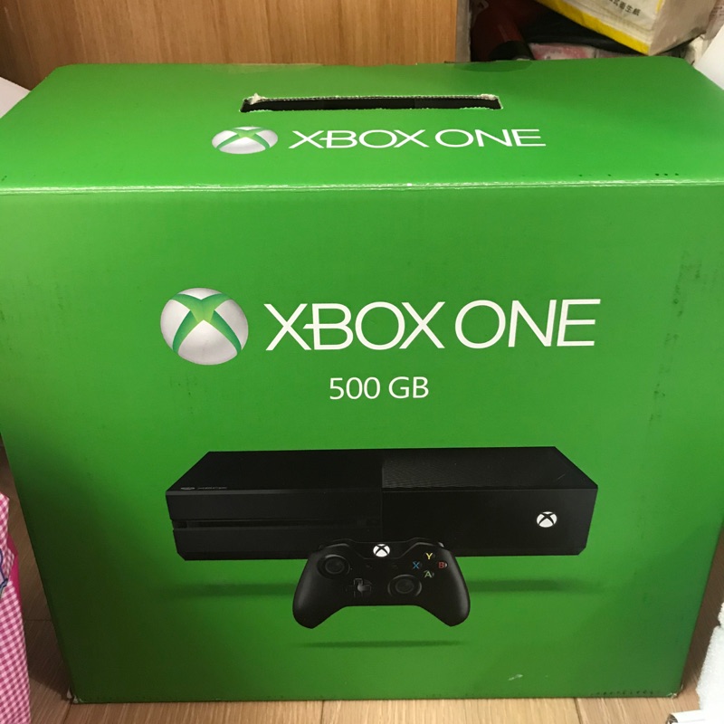 Xbox one 主機含配件 500G 及黑色搖桿