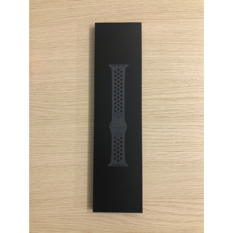 全新 Apple Watch 44mm Nike 運動型錶帶 黑色