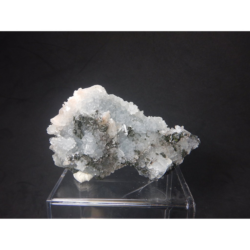 晶曠神怡~印度魚眼石、綠磷灰石、輝沸石、共生礦(Apophyllite)-天然原礦擺件~收藏、標本