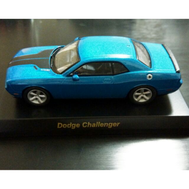 京商 Dodge Challenger SRT8  1/64 kyosho