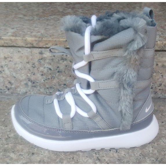 *鞋率*全新NIKE ROSHE ONE HI (GS) 冬季保暖長筒靴 雪靴 編號:乙V27