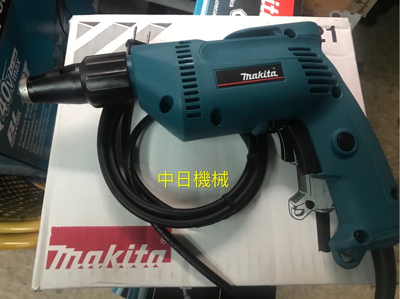 ☆中日機械☆ 牧田 Makita 6821自攻牙 螺絲 起子機 6mm 浪板機 輕鋼架 機械五金