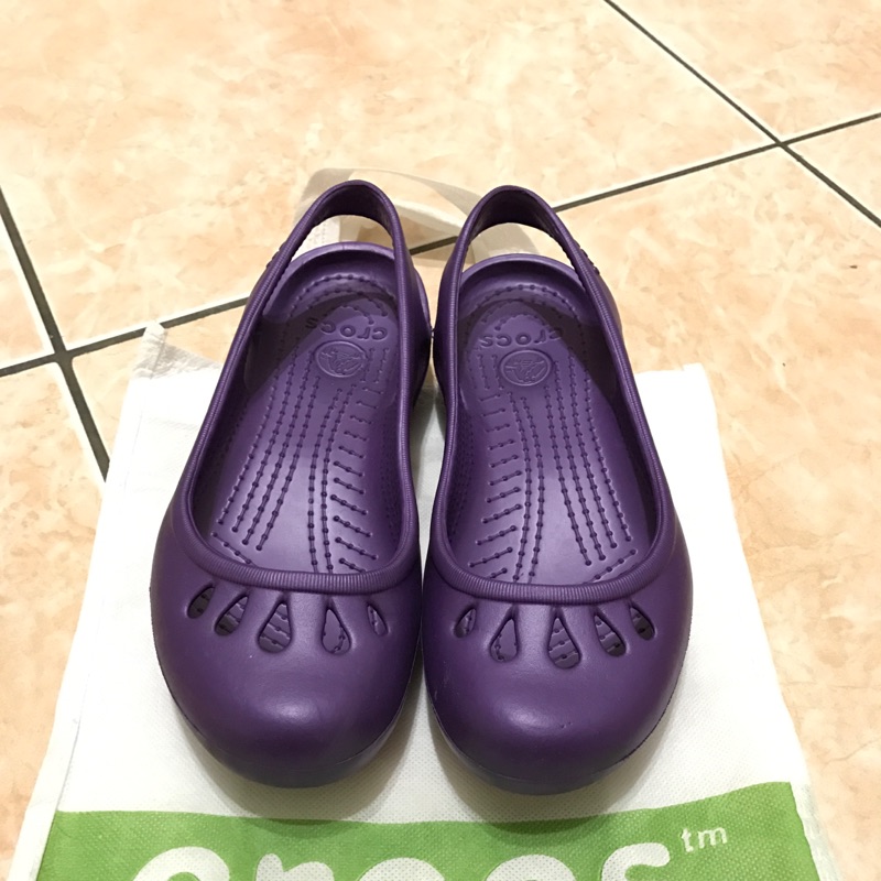 Crocs 平底鞋