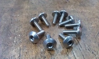 YAMAHA 山葉 原廠 排氣管護片螺絲 白鐵不鏽鋼螺絲 內六角螺絲(6mmX20mm)