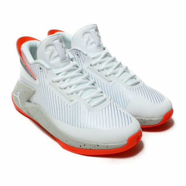 jordan fly lockdown white