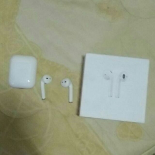 Apple AirPods（二手）雙耳販售